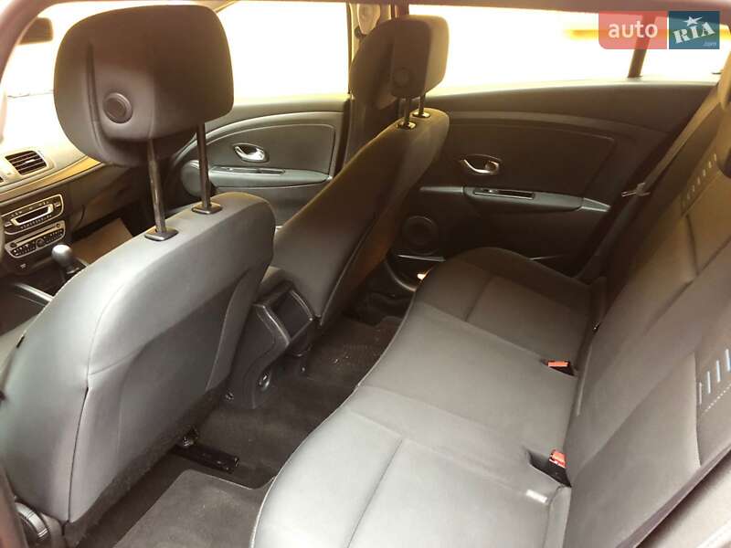 Універсал Renault Megane 2011 в Сарнах