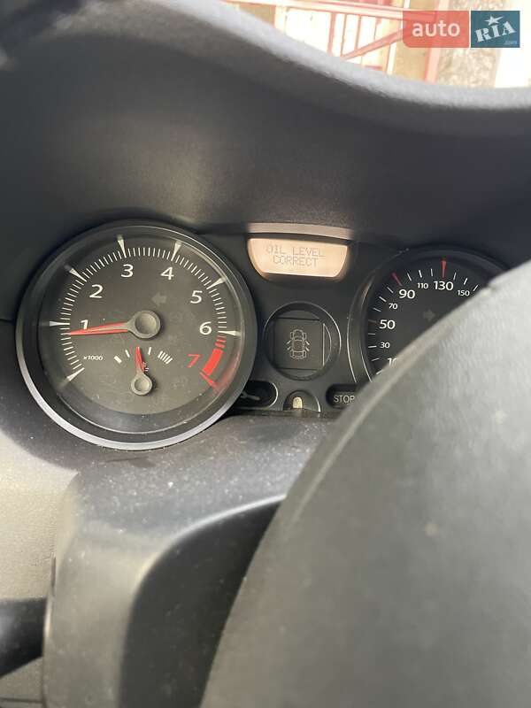 Хетчбек Renault Megane 2006 в Ужгороді