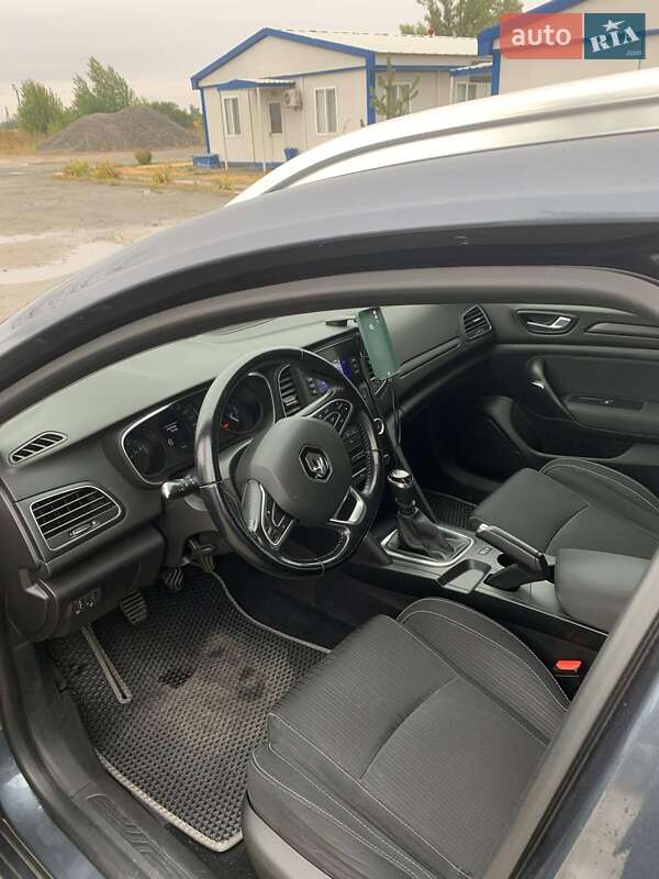 Универсал Renault Megane 2017 в Кобеляках