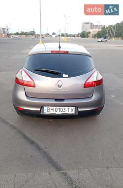 Хэтчбек Renault Megane 2008 в 