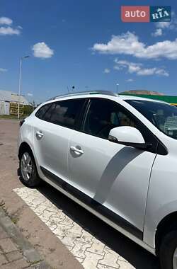 Универсал Renault Megane 2013 в 
