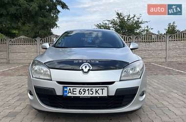 Хэтчбек Renault Megane 2009 в 