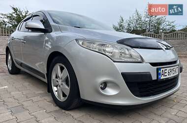 Хэтчбек Renault Megane 2009 в 
