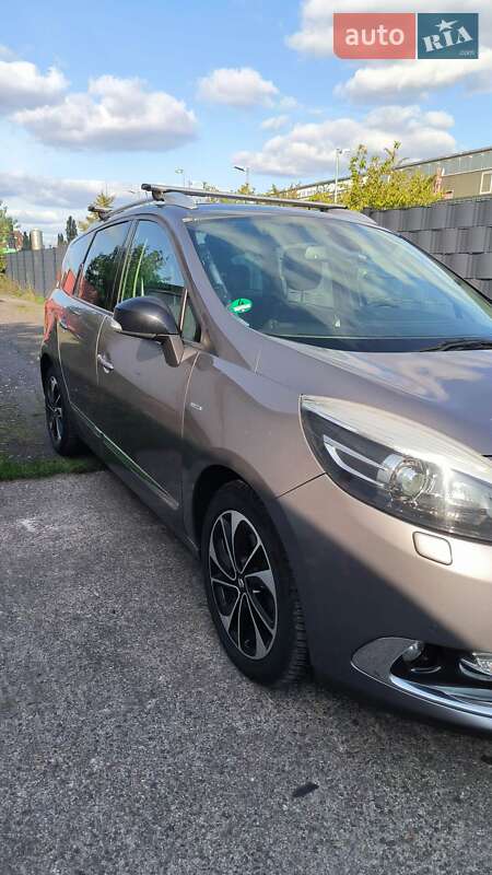 Универсал Renault Megane 2015 в Львове фото 27 Универсал Renault Megane 2015 в Львове