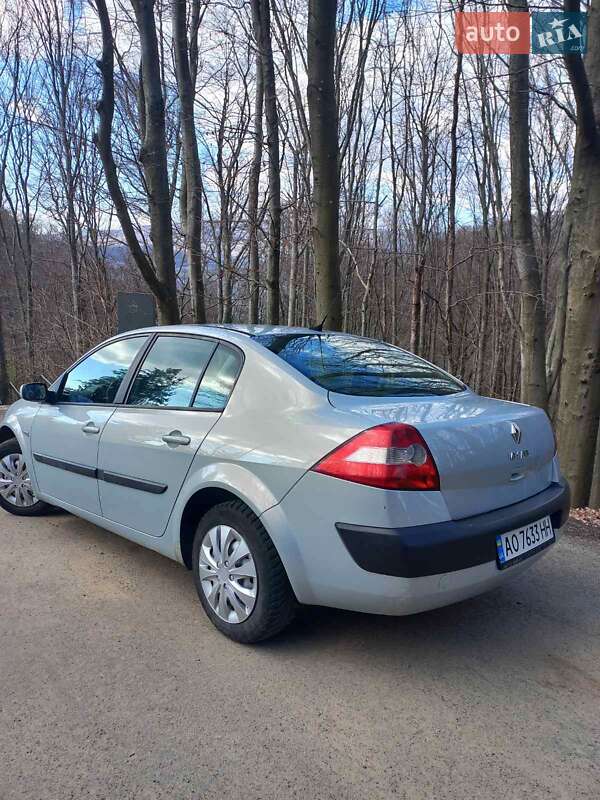 Седан Renault Megane 2003 в Ужгороді