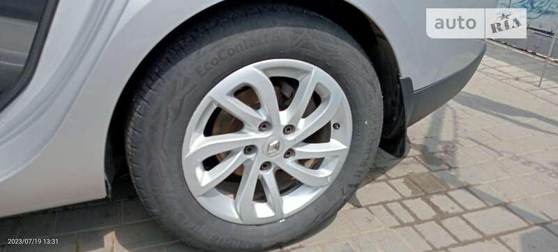 Универсал Renault Megane 2013 в Раздельной