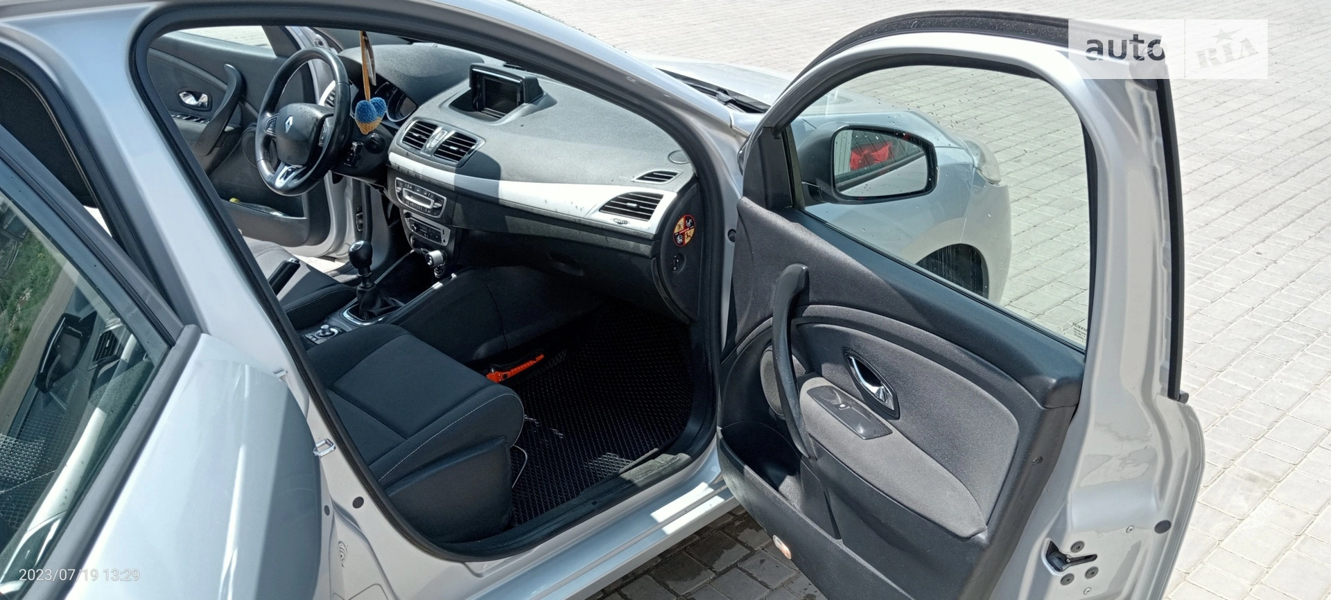 2013 Renault Megane - мініатюра 23