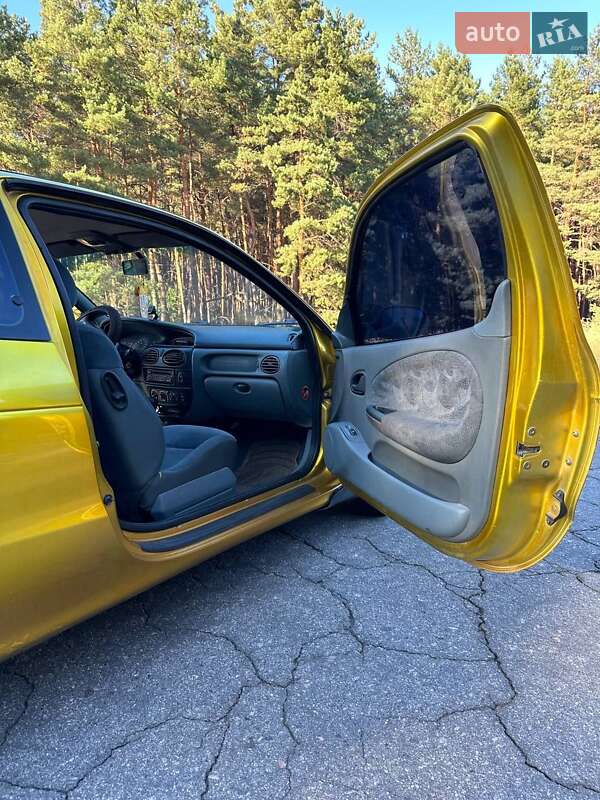 Хетчбек Renault Megane 1998 в Кременчуці фото 15 Хетчбек Renault Megane 1998 в Кременчуці