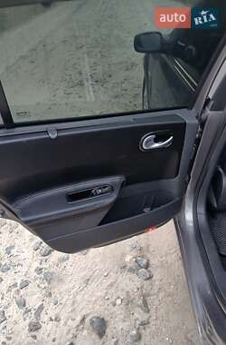 Седан Renault Megane 2003 в 