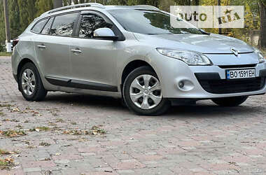 Универсал Renault Megane 2010 в Коростене