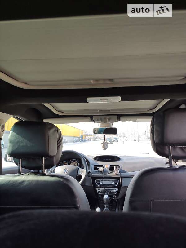 Хэтчбек Renault Megane 2010 в Киеве фото 22 Хэтчбек Renault Megane 2010 в Киеве