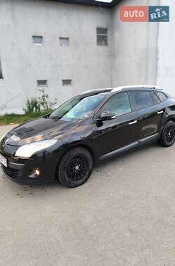 Универсал Renault Megane 2011 в Сторожинце