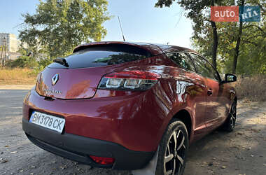 Хэтчбек Renault Megane 2012 в 