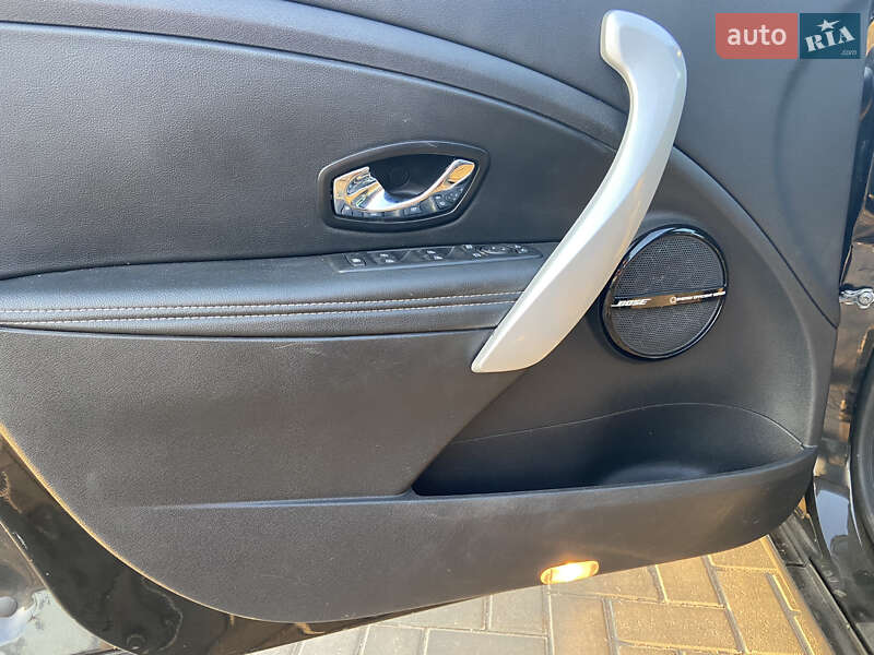 Универсал Renault Megane 2012 в Николаеве фото 9 Универсал Renault Megane 2012 в Николаеве