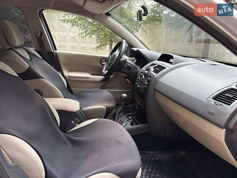 Седан Renault Megane 2007 в Прилуках