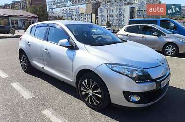 Хэтчбек Renault Megane 2013 в 