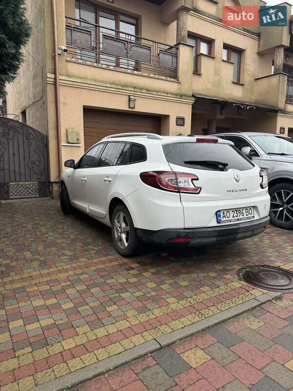 Универсал Renault Megane 2015 в Ужгороде фото 4 Универсал Renault Megane 2015 в Ужгороде