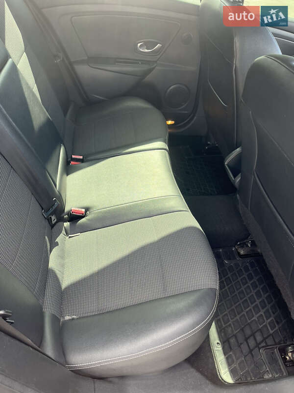 Універсал Renault Megane 2011 в Сумах