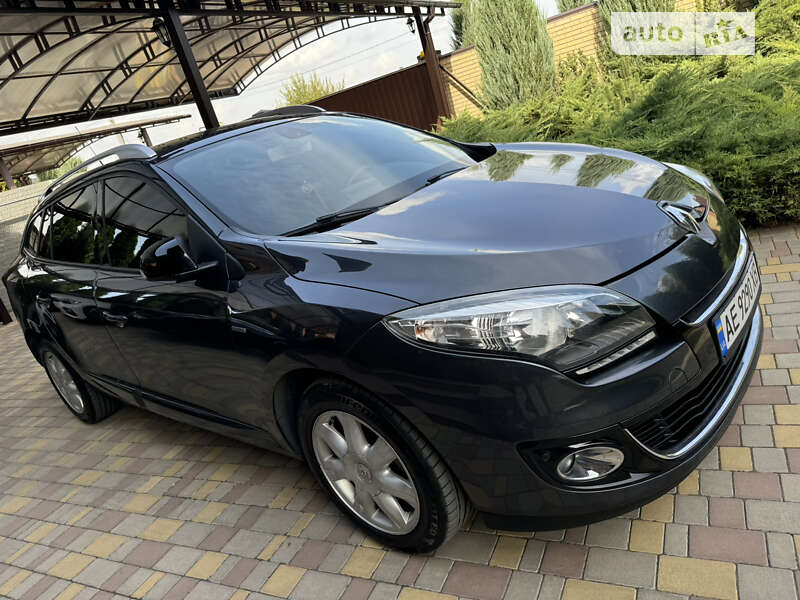 Хетчбек Renault Megane 2012 в Дніпрі