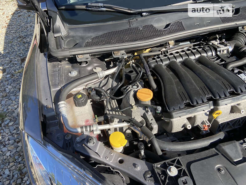 Хэтчбек Renault Megane 2012 в Коломые фото 21 Хэтчбек Renault Megane 2012 в Коломые