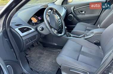 Универсал Renault Megane 2010 в 