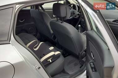 Универсал Renault Megane 2011 в 