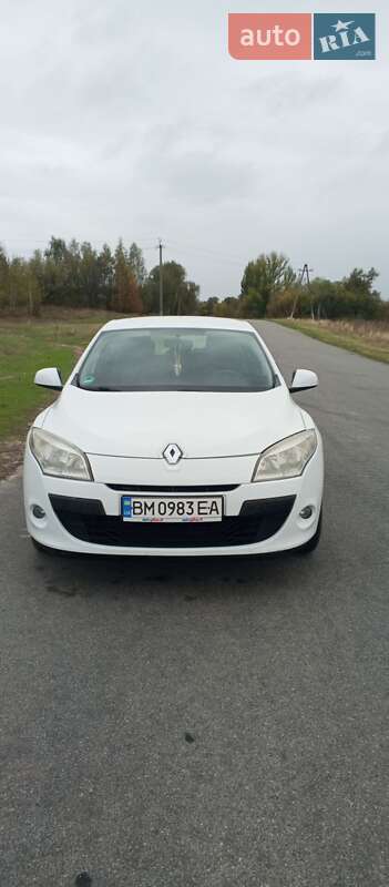 Хэтчбек Renault Megane 2009 в 