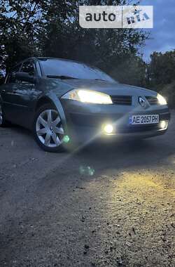 Седан Renault Megane 2004 в Днепре