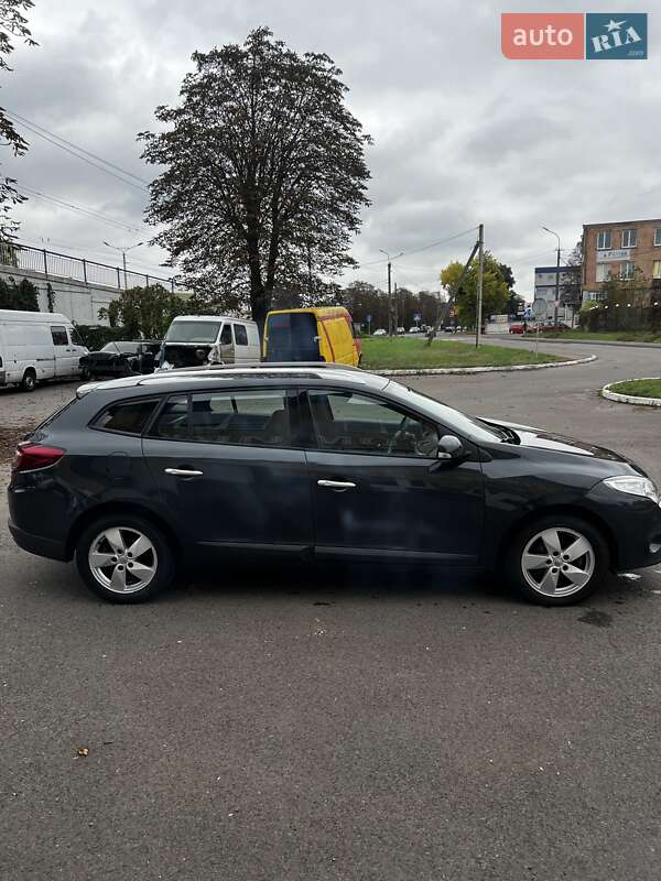 Универсал Renault Megane 2011 в Луцке
