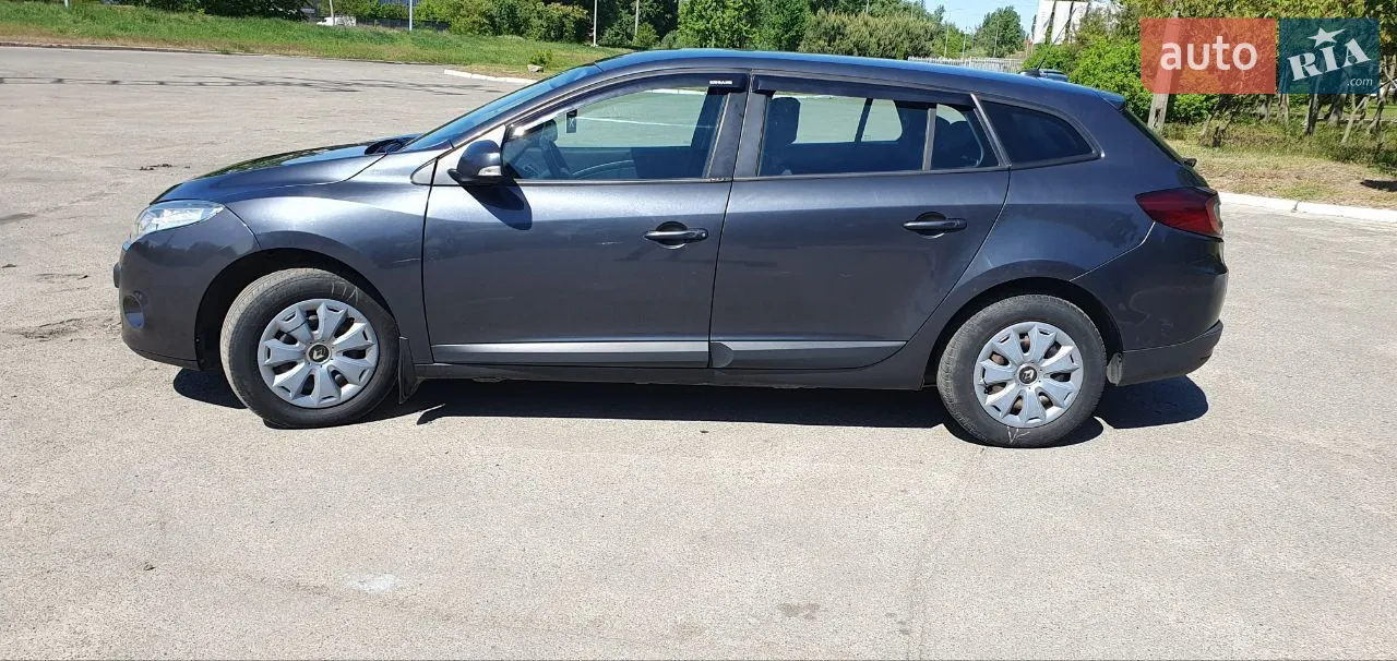 2010 Renault Megane - мініатюра 27