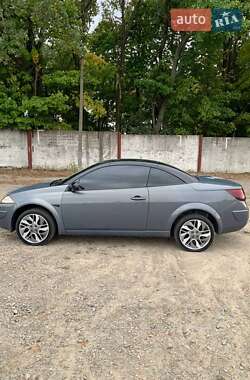 Кабриолет Renault Megane 2006 в 