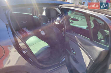 Хэтчбек Renault Megane 2010 в 