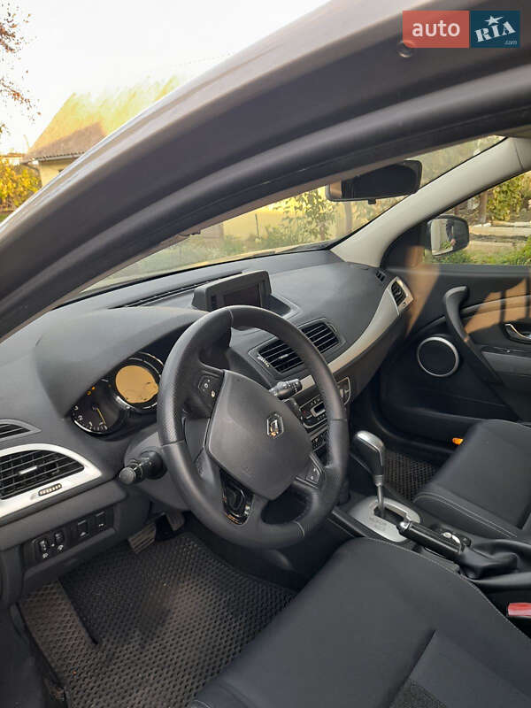 Универсал Renault Megane 2010 в Ахтырке фото 7 Универсал Renault Megane 2010 в Ахтырке
