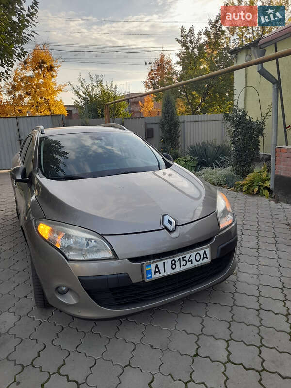 Универсал Renault Megane 2010 в 