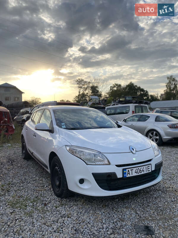 Хэтчбек Renault Megane 2010 в Ивано-Франковске