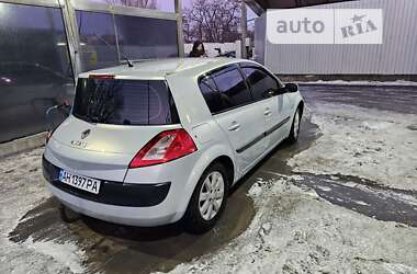 Хэтчбек Renault Megane 2002 в Покровске