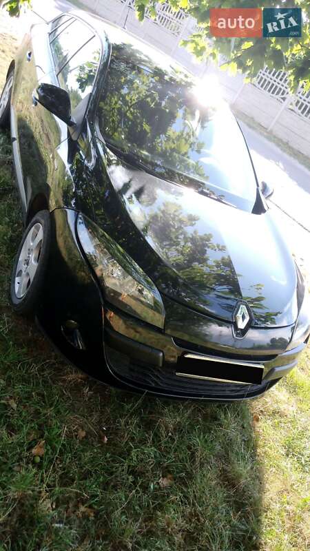 Универсал Renault Megane 2011 в Ладыжине фото 14 Универсал Renault Megane 2011 в Ладыжине