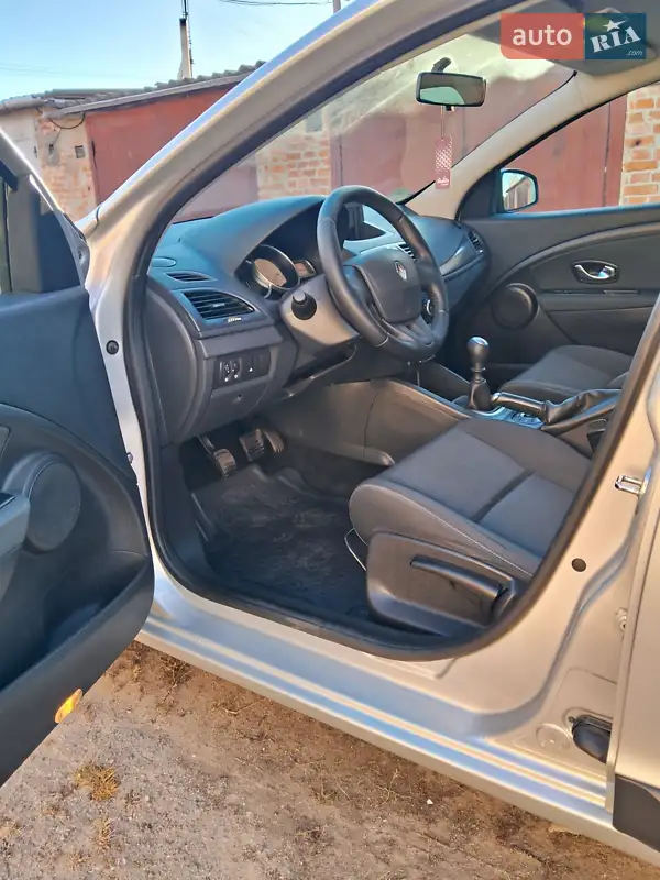 Renault Megane 2011 VIN VF1KZ1W0644587530 фото оголошення 14 з 55