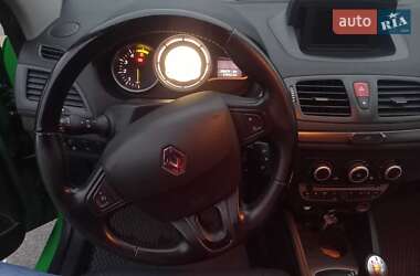 Универсал Renault Megane 2011 в 