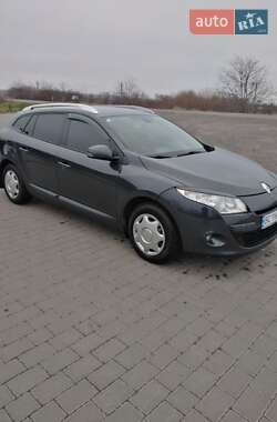 Универсал Renault Megane 2011 в 