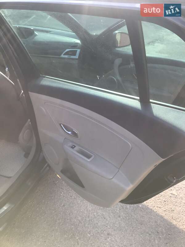 Универсал Renault Megane 2010 в Мироновке