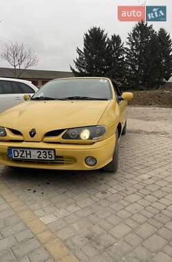 Купе Renault Megane 1999 в Заставній