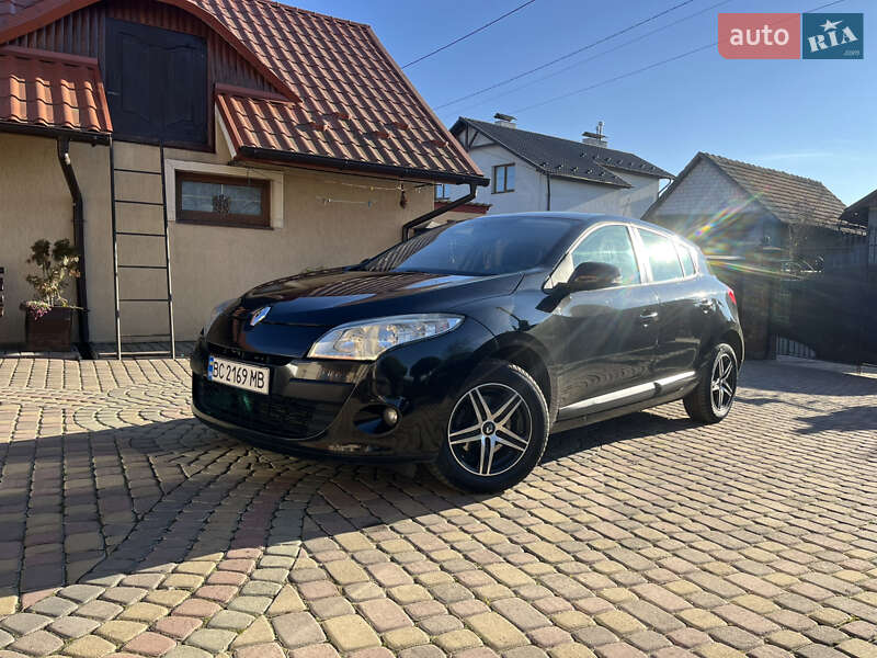 Хэтчбек Renault Megane 2009 в Николаеве фото 11 Хэтчбек Renault Megane 2009 в Николаеве