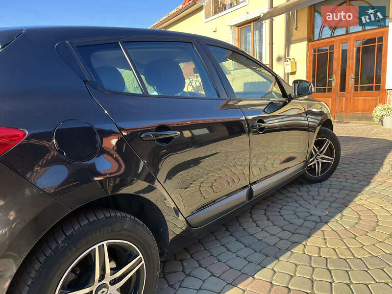 Хэтчбек Renault Megane 2009 в Николаеве фото 15 Хэтчбек Renault Megane 2009 в Николаеве