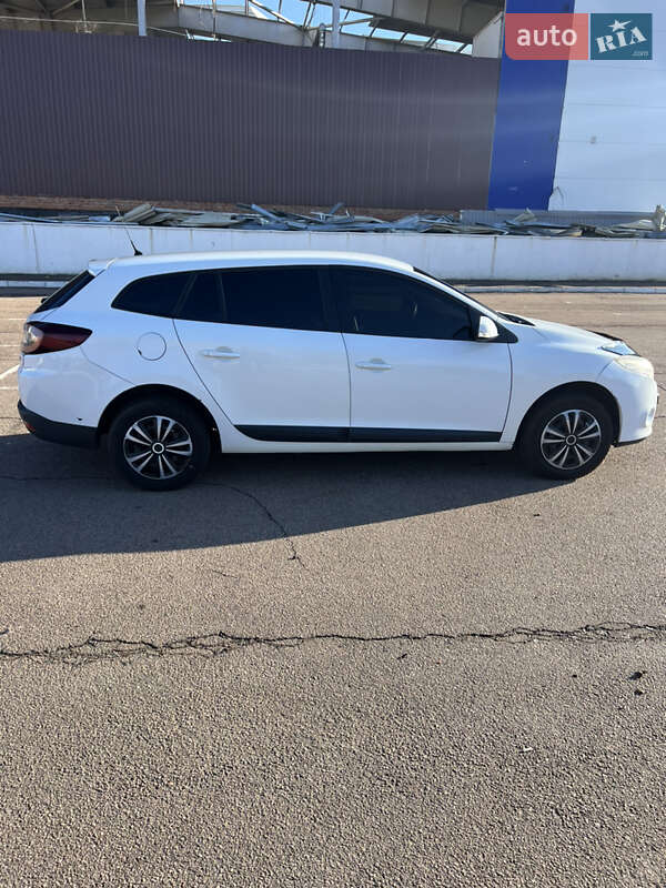 Универсал Renault Megane 2009 в Дружковке фото 7 Универсал Renault Megane 2009 в Дружковке