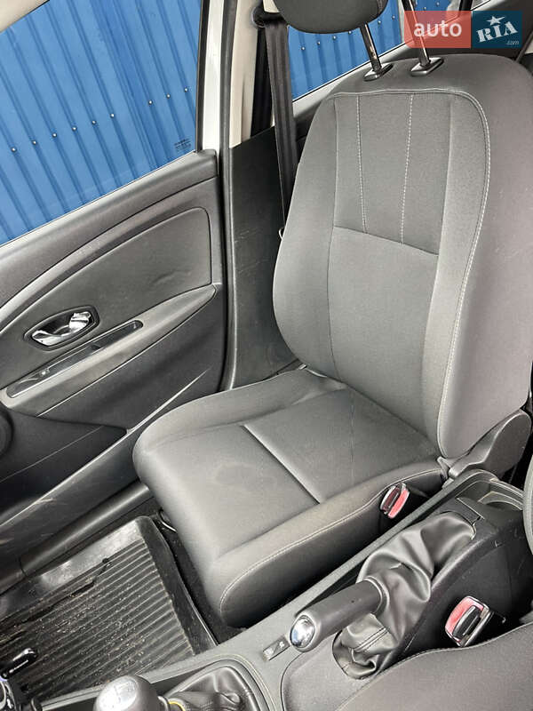 Хэтчбек Renault Megane 2012 в Жмеринке