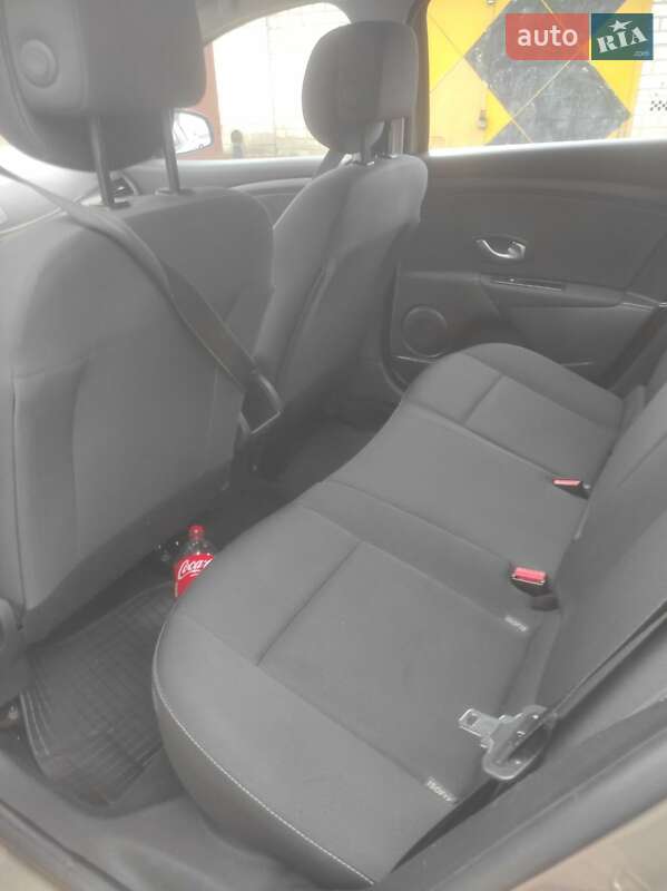 Универсал Renault Megane 2011 в Александрие фото 8 Универсал Renault Megane 2011 в Александрие