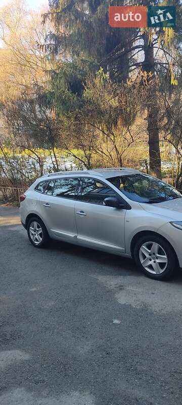 Универсал Renault Megane 2014 в Черновцах