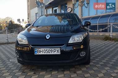 Хэтчбек Renault Megane 2012 в Черноморске