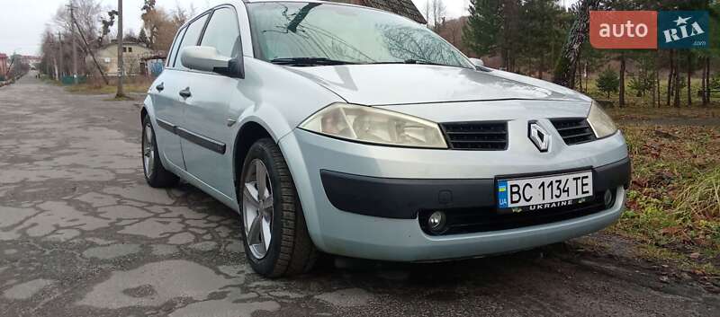 Хэтчбек Renault Megane 2004 в Золочеве